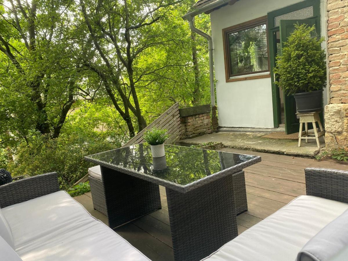 Rustic Cottage & Garden Retreat On Buda Hilltop Будапеща Екстериор снимка