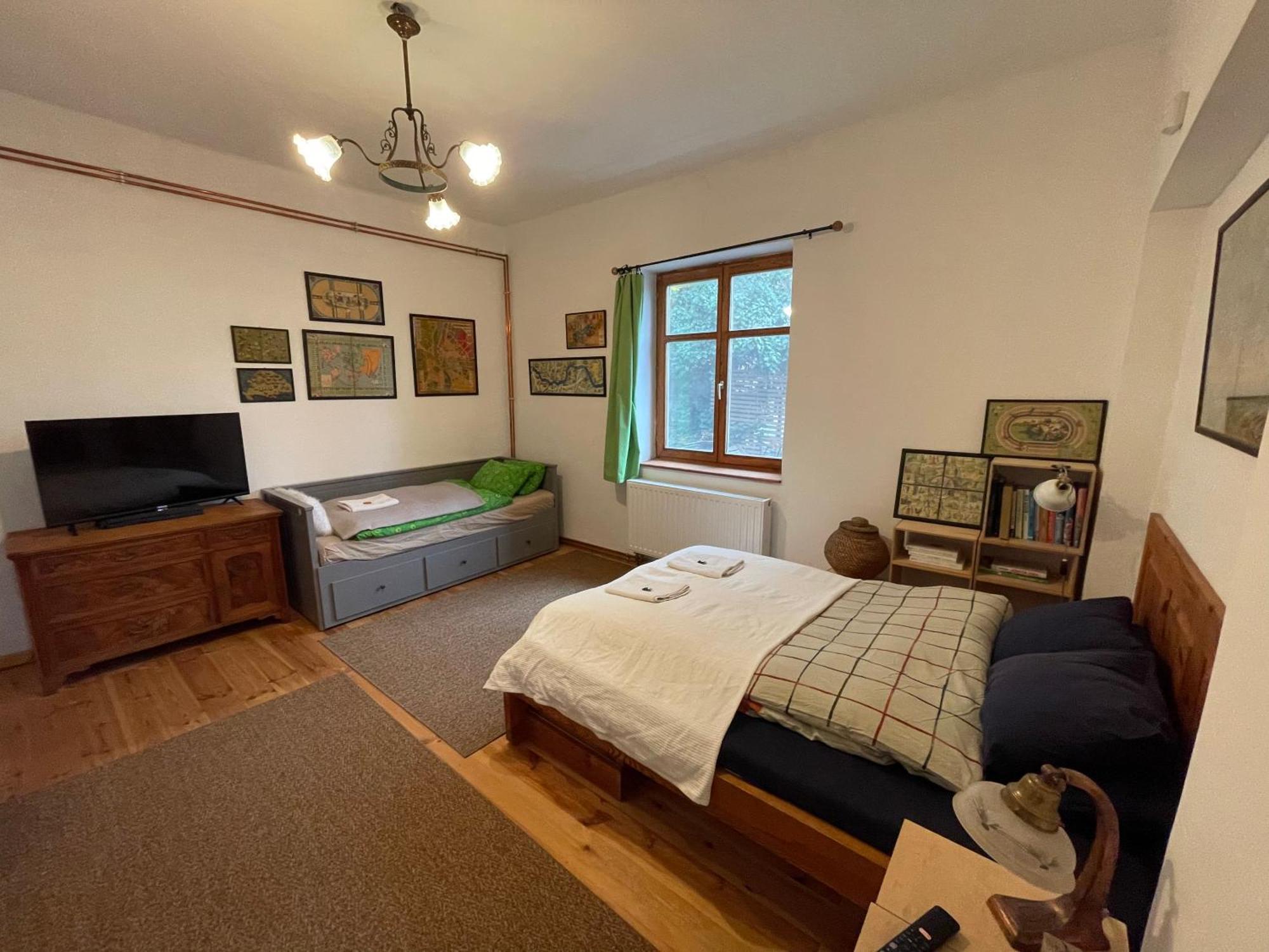 Rustic Cottage & Garden Retreat On Buda Hilltop Будапеща Екстериор снимка